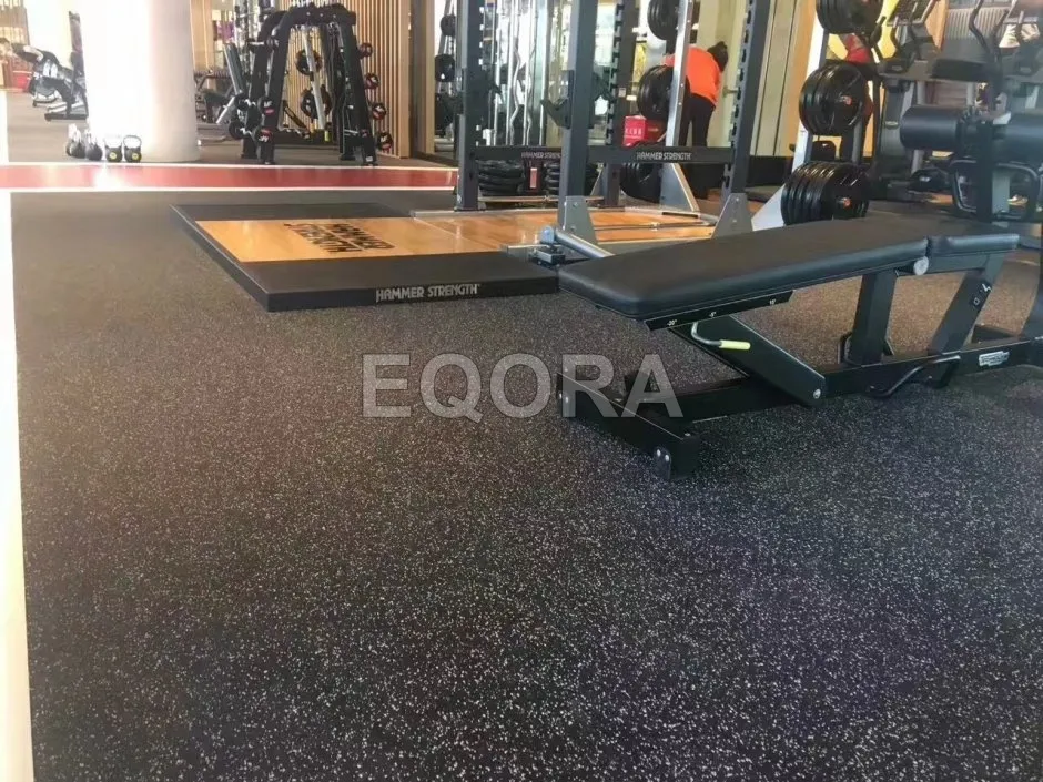 Резиновые рулонные покрытия для спортивных залов из крошки в Королеве